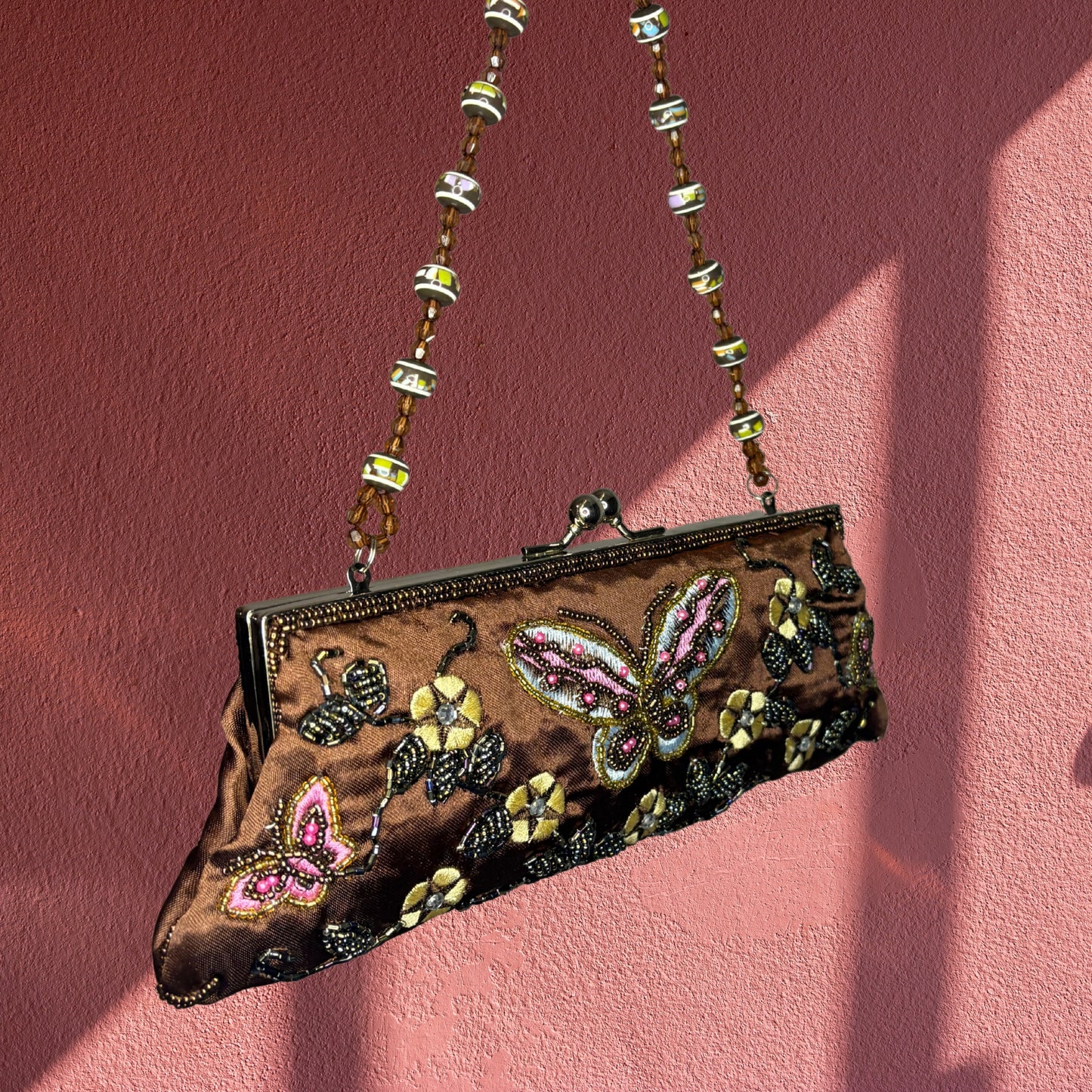 Nocturna Papillon Clutch