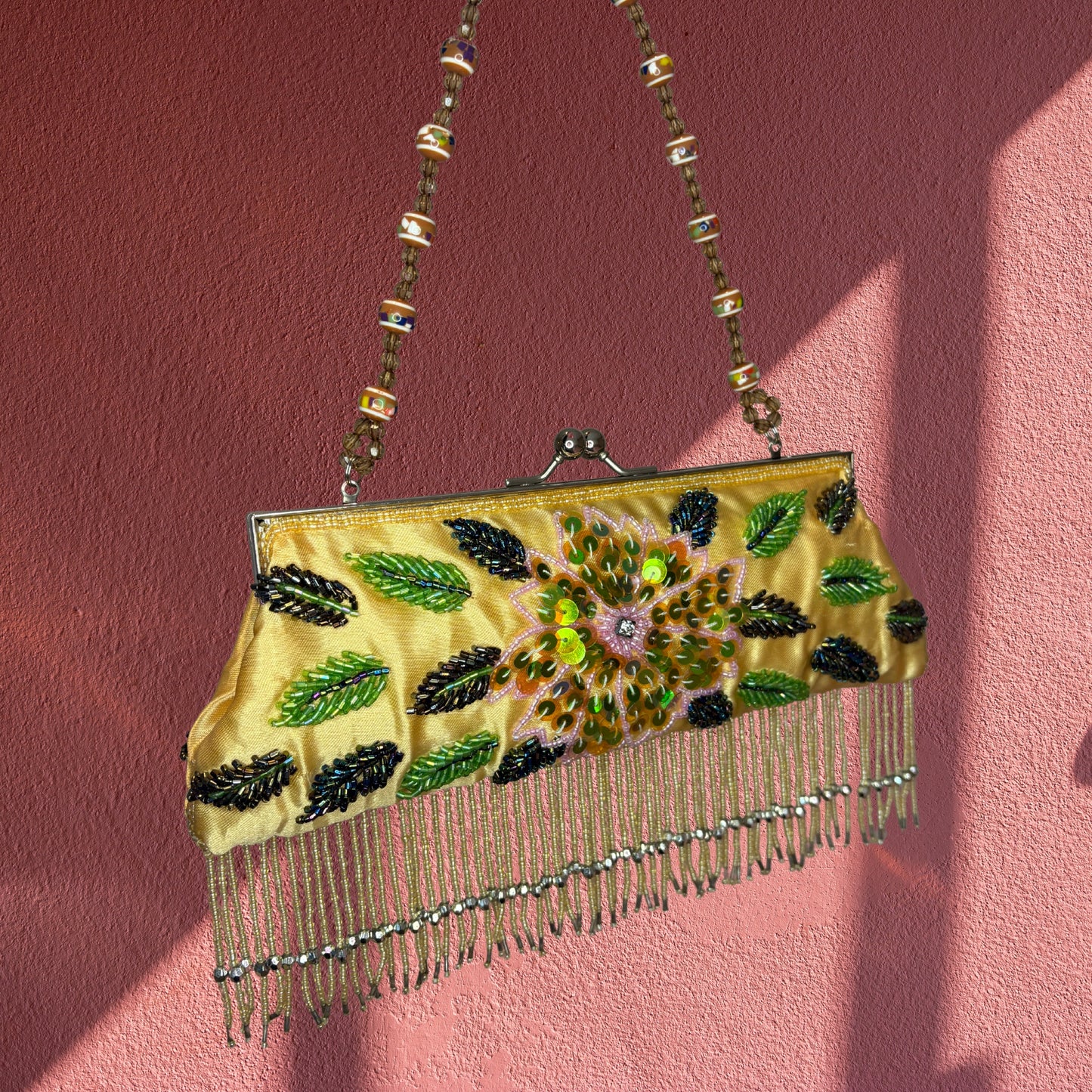 Sol Esmeralda Clutch