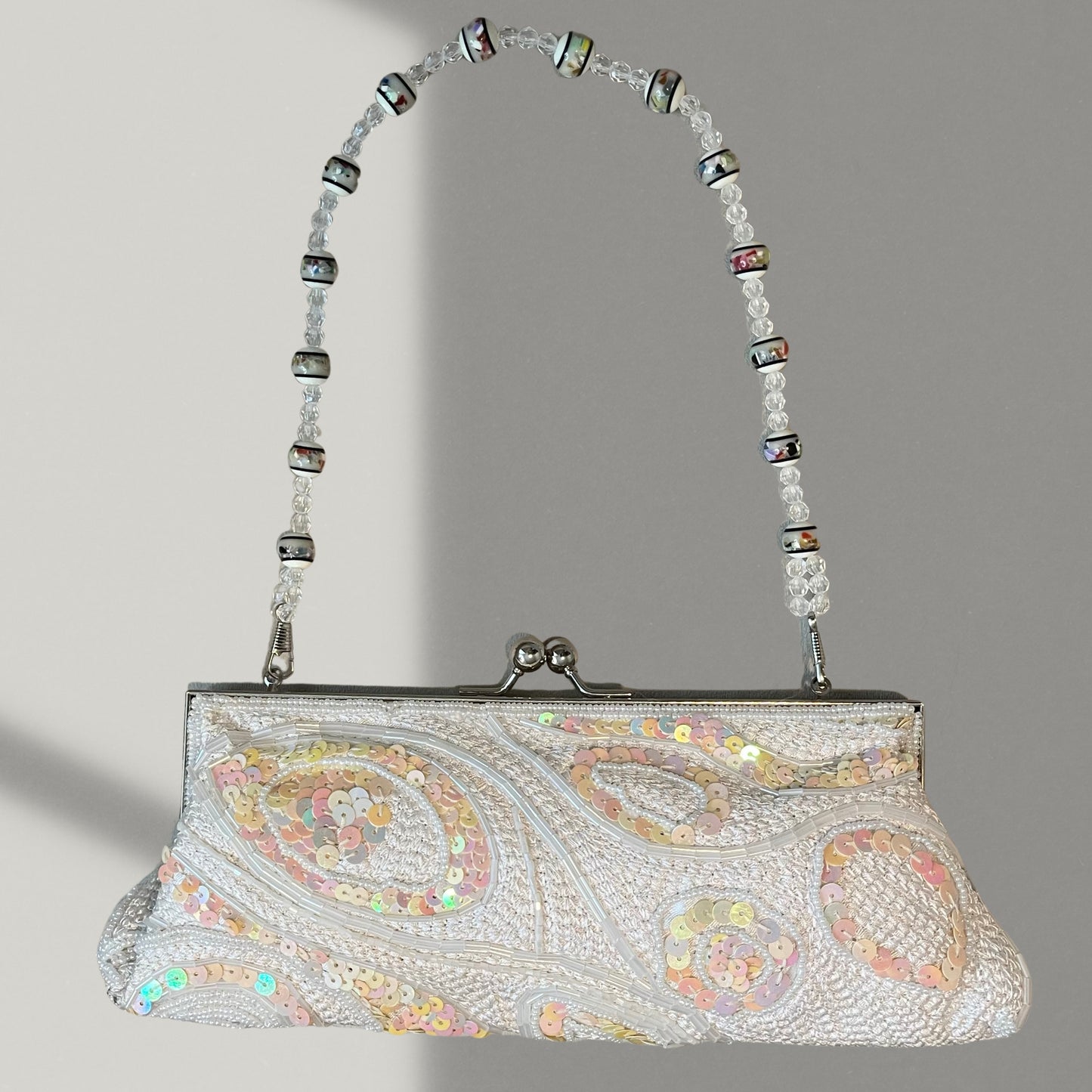 Luna Pearl Clutch