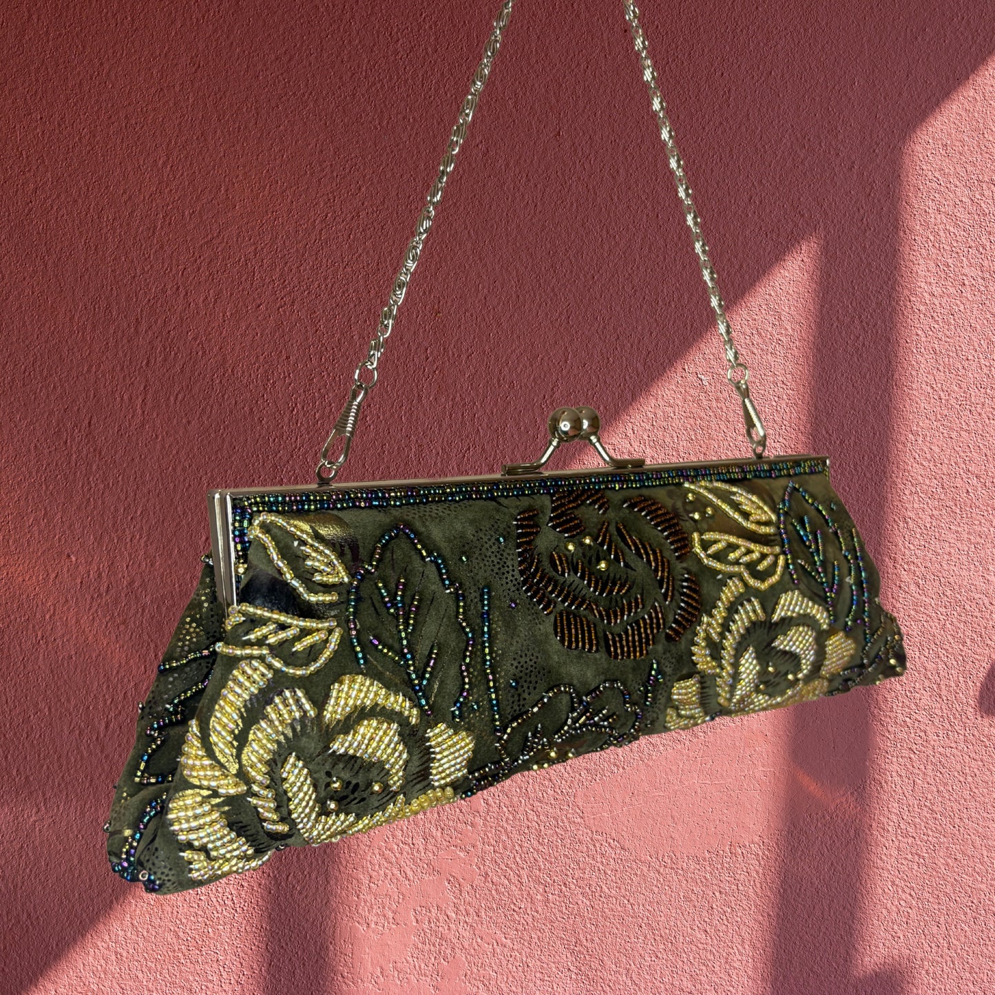Esmeralda Nocturna Clutch