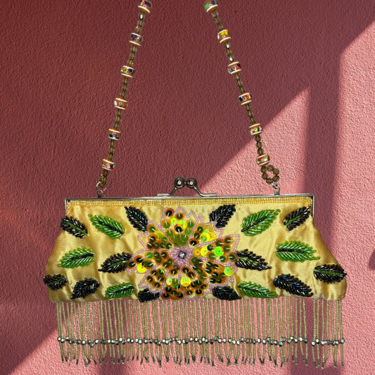 Sol Esmeralda Clutch