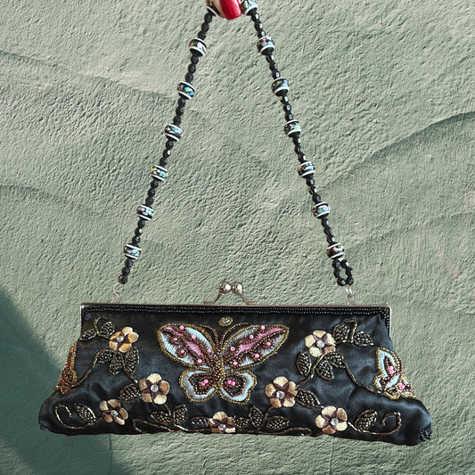 Alas de Medianoche Clutch